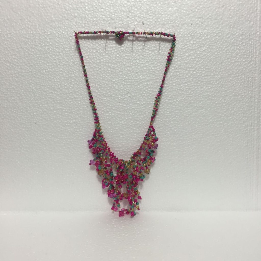 Collar artesanal estilo Concha Venado