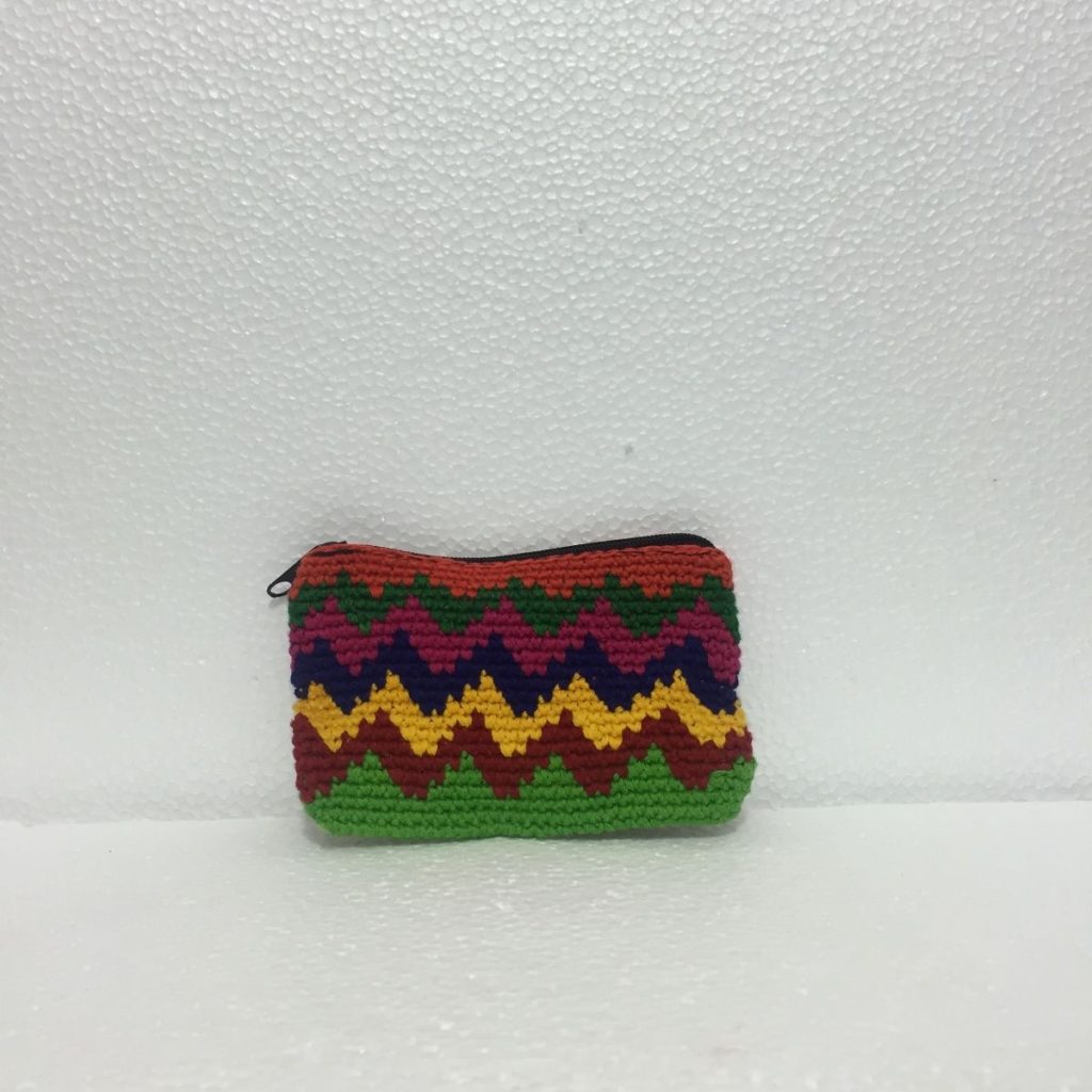 Monedero artesanal Tela Crochet - Imagen 1