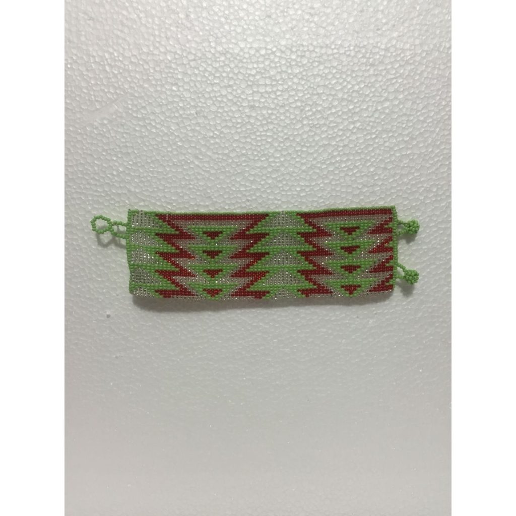 Pulsera artesanal ancha estilo alfombra - Imagen 1