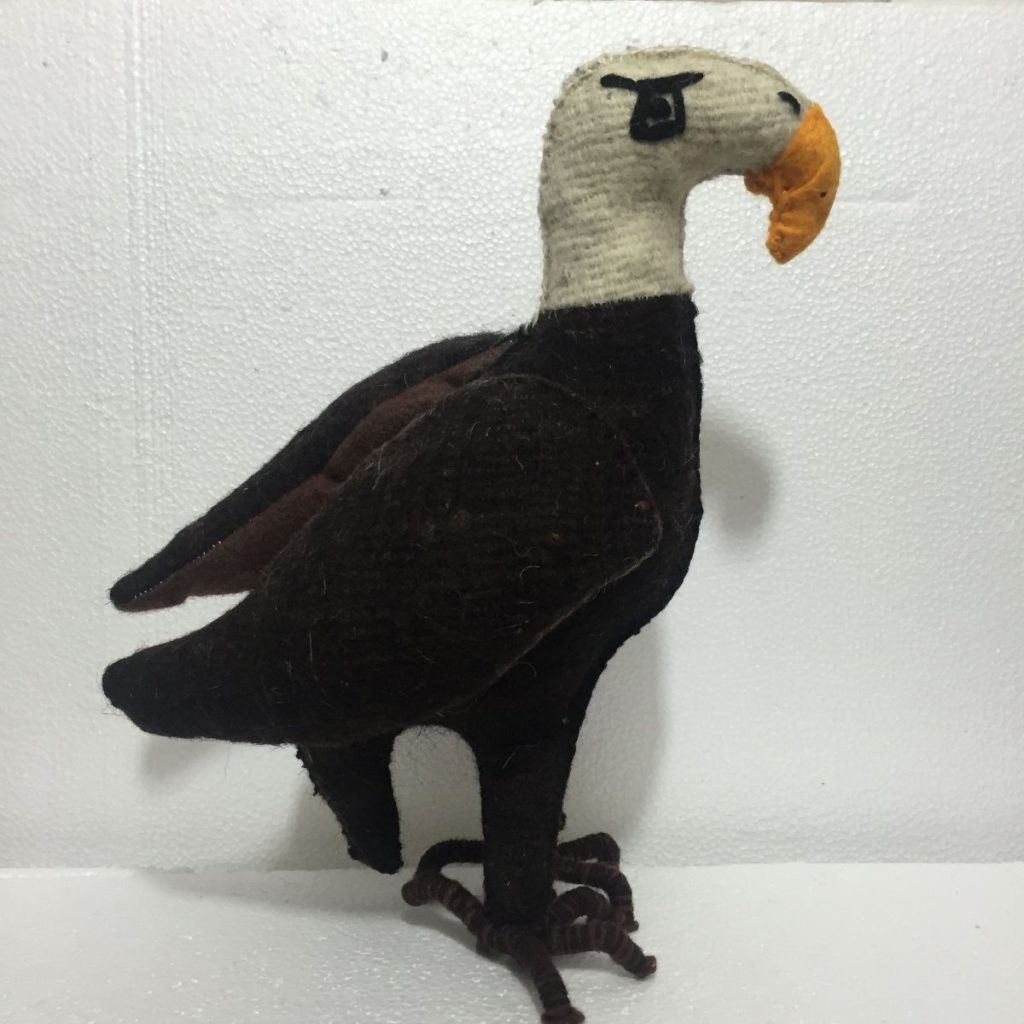 Peluche artesanal hecho de lana (mediano) - Imagen 1