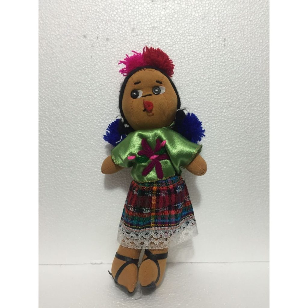 Muñeca artesanal (chica) - Imagen 1